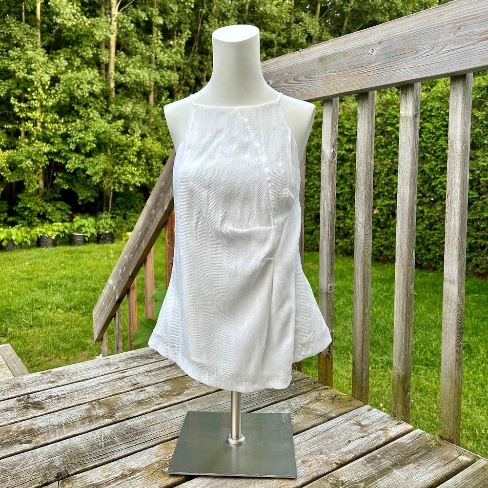 Adelyn Rae | White camisole